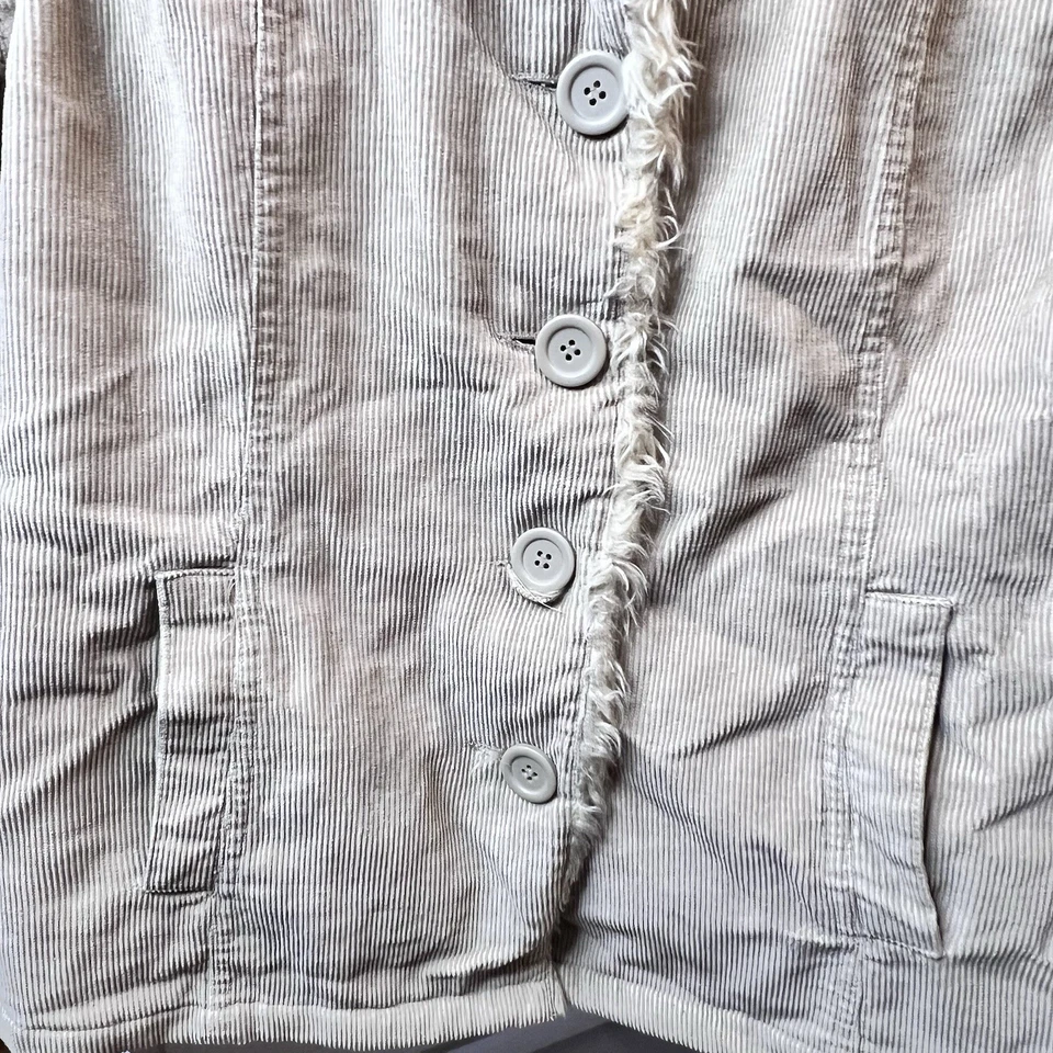 复古 Maurices 灯芯绒夹克女式中号绗缝衬里米色/薄色纽扣 — 第 3/4 张图片