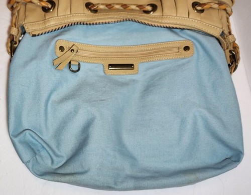 ISABELLA FIORE ZEN JARDÍN FLORAL BORDADO CUERO BANDOLERA CONJUNTO $744 - Imagen 17 de 22