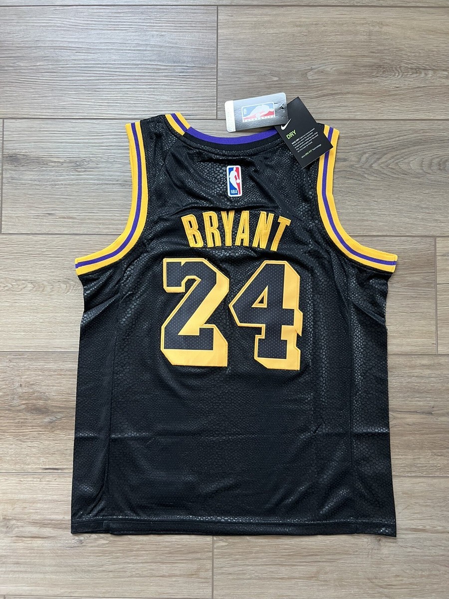 Lakers Kobe Bryant 24 ジャージ ミショー Lakers Kobe Bryant 24 ジャージ ミショー - メルカリ