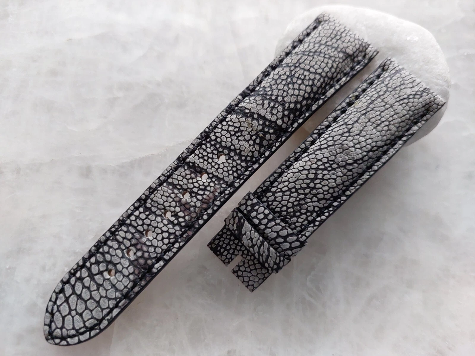 20mm/18mm Genuine Ostrich Leather Padded Watch Strap Band - Gray Color