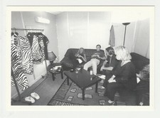 Johnny HALLYDAY carte postale LRCP 055 (loge coulisses)