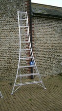 Aluminium Tripod Ladder 1 adj leg, Gardening, Hedging, Fruit Picking, FREE FEET