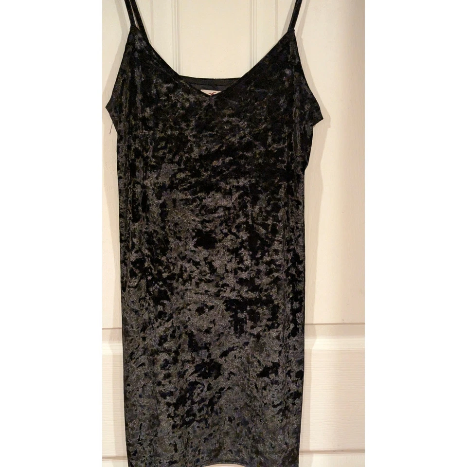 Mini Vestido Hollister Terciopelo Negro Correa de Espagueti Bodycon Fiesta Club Talla S Foto 2 de 4