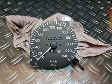 Compteur Mazda 323