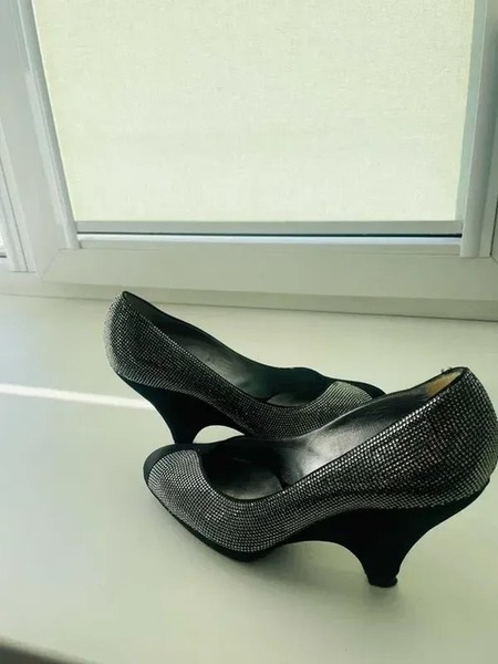 Women Armani Collezioni Heels Black 39