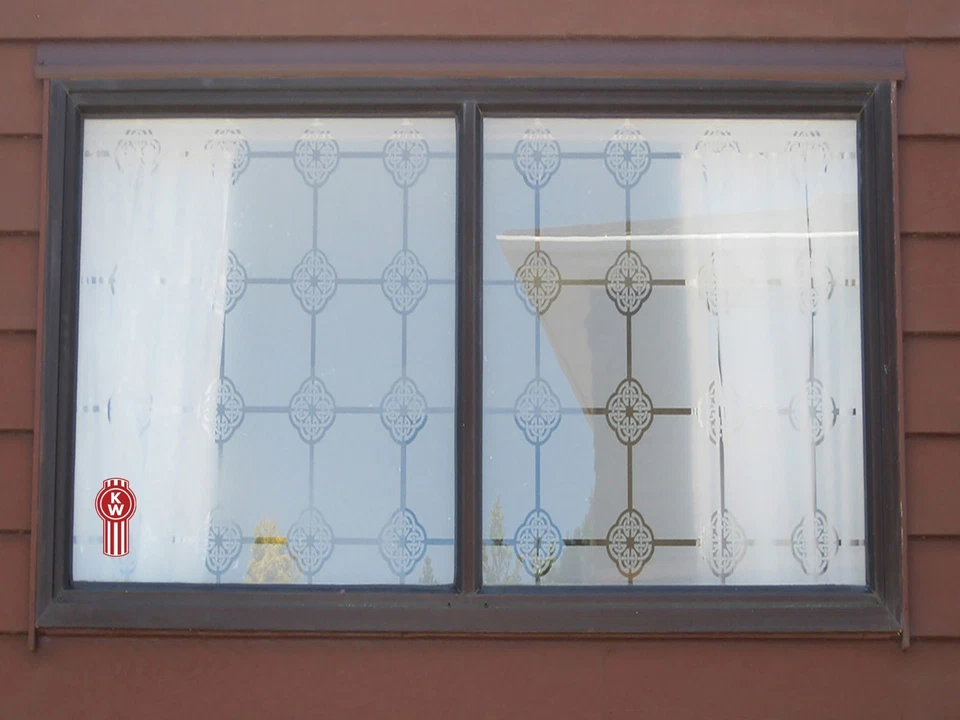 2 calcomanías adhesivas de vinilo laminado troquelado con logotipo Kenworth elige tamaños camiones Foto 4 de 4