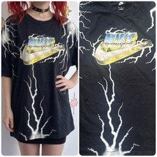 Nike World Order Lightning Bolts T-Shirt Rare Collectible Sporty Streetwear XL