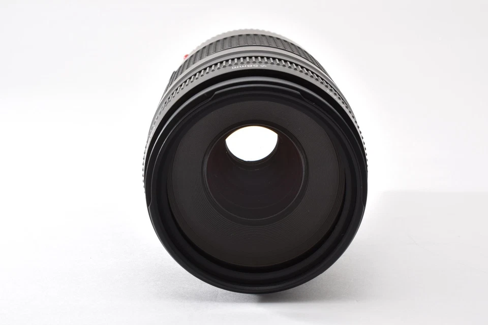 Objectif pour appareil photo zoom Canon EF 75-300 mm f4-5,6 II noir avec... - Photo 2/4