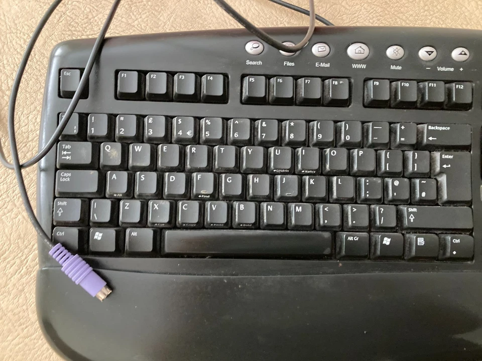Keyboard Multivision by Logitech with old style adapter Y-ST39 - Image 2 of 4