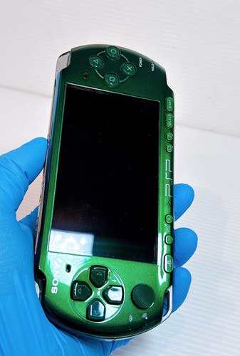 Consola Sony PSP-3000 verde color raro en caja sin región con 4 GB - Excelente+ - Imagen 5 de 21