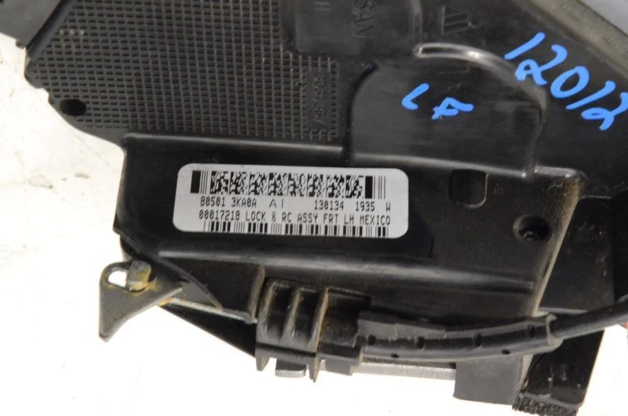 2013-2015 NISSAN PATHFINDER PLATINUM 3.5L 发球杆左前门锁激活器 — 第 3/4 张图片