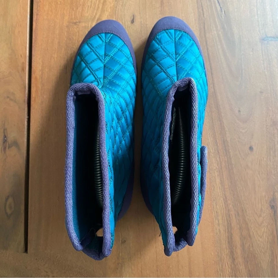 Botas Rockport Mujer Vintage Verde y Púrpura Correa Acolchada Exterior Talla 7 Foto 4 de 4