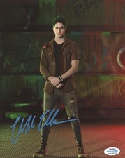 Milo Manheim Zombies Autographed Signed 8x10 Photo ACOA