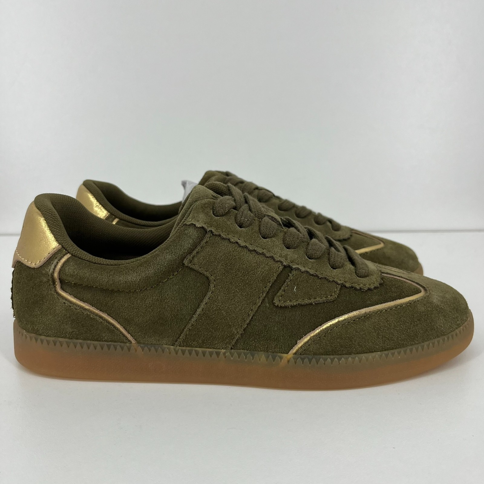 Casual Shoes