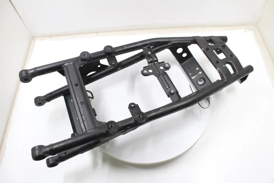 SUZUKI GSXR1000 2009/11-16 OEM SUBQUADRO TRASEIRO SUBQUADRO TRASEIRO 41211-47H00 - Imagem 4 de 4