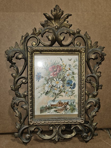 Antique brass picture frame features intricate leaf motifs in Art Nouveau