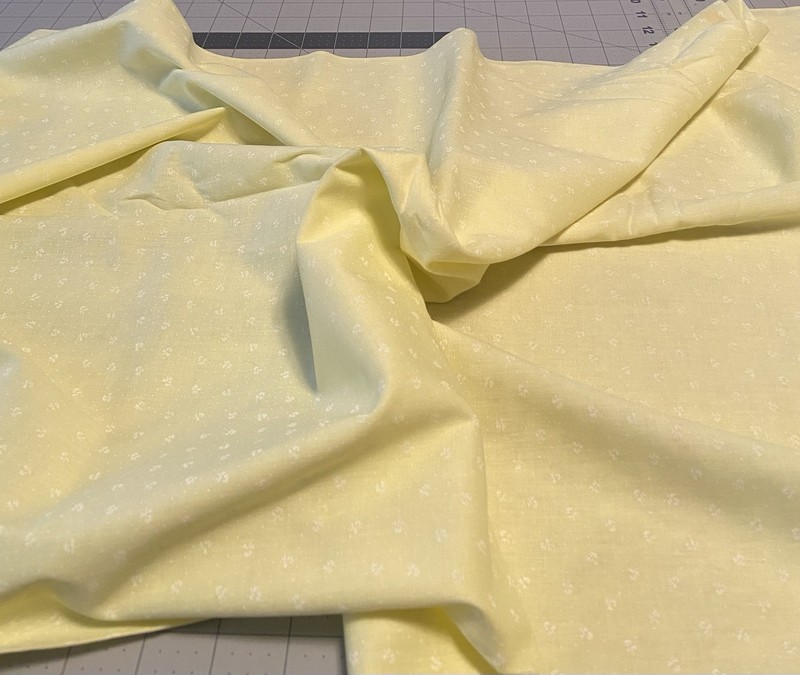 Vintage 2 Yards+ Butter Yellow Cotton Ditsy White Flower Print Fabric 44”wide