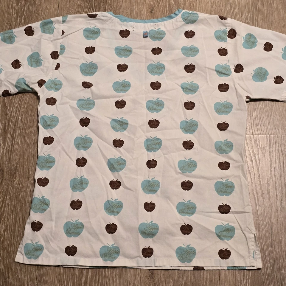 Apple Bottoms Women's Scrub Top White/ Blue/ Brown 19" Pit To Pit, 25" Length - Image 4 of 4