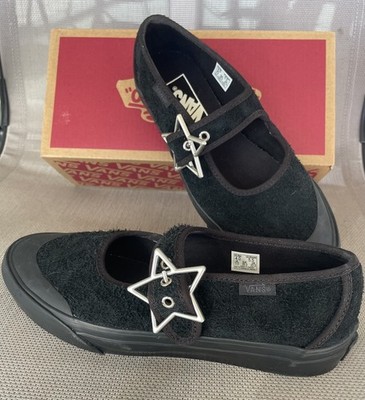 VANS バンズ シューズ MARY JANE STARZ BLACK VN000CRRCJJ メリージェーン スターズ ブラック スエード バレエコア Vans Starz Women's Mary Jane Stars Buckle Black Suede Shoes
