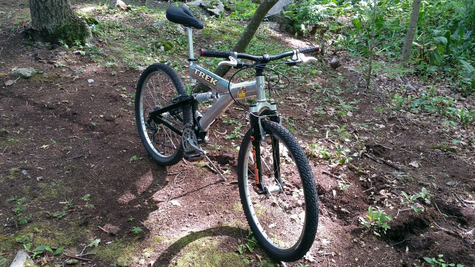 y frame mountain bike