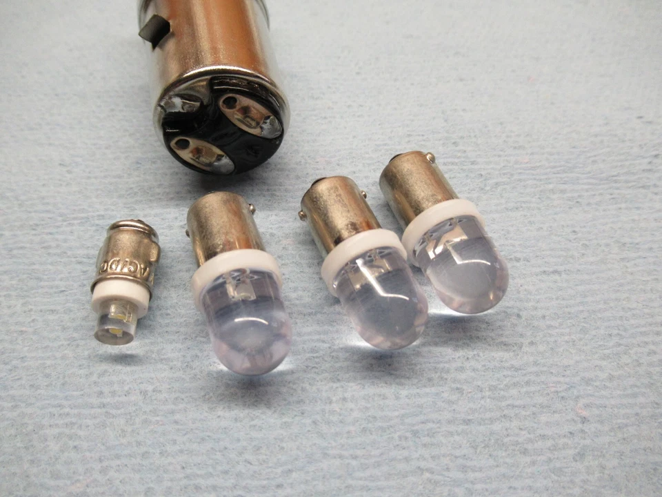 5 bombillas faros LED BMW 6V R60 R50/2 R60/2 R69 R69S R69US R50US R50S R67 R51/3 Foto 4 de 4