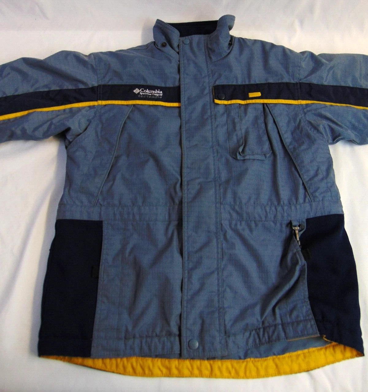 Vintage Columbia Tectonite Womens Size 10/12 Blue Athletic Hiking Outdoor Jacket