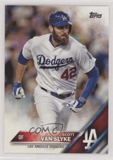 2016 Topps Jackie Robinson Jersey Variation SP (Running) Scott Van Slyke 0t2