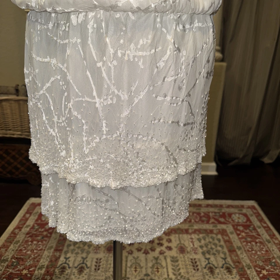 Mini Vestido Cameron Blake por Mon Cheri Con Cuentas Seda Tanque Volantes Talla 10 Novia Foto 4 de 4