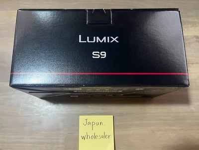 Panasonic LUMIX S9 DC-S9N-N Mirrorless Camera Titan Gold 18-40mm