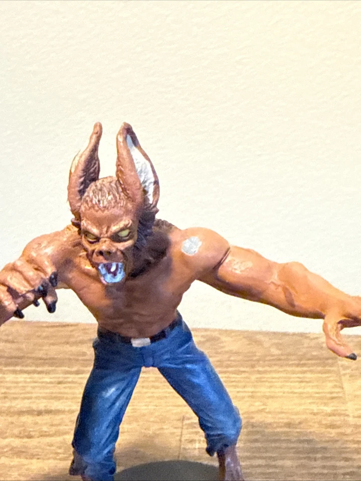 Eaglemoss Lead Figurines | DC Super Hero | Special 15 Man-Bat | 2008 Series - Image 2 of 4