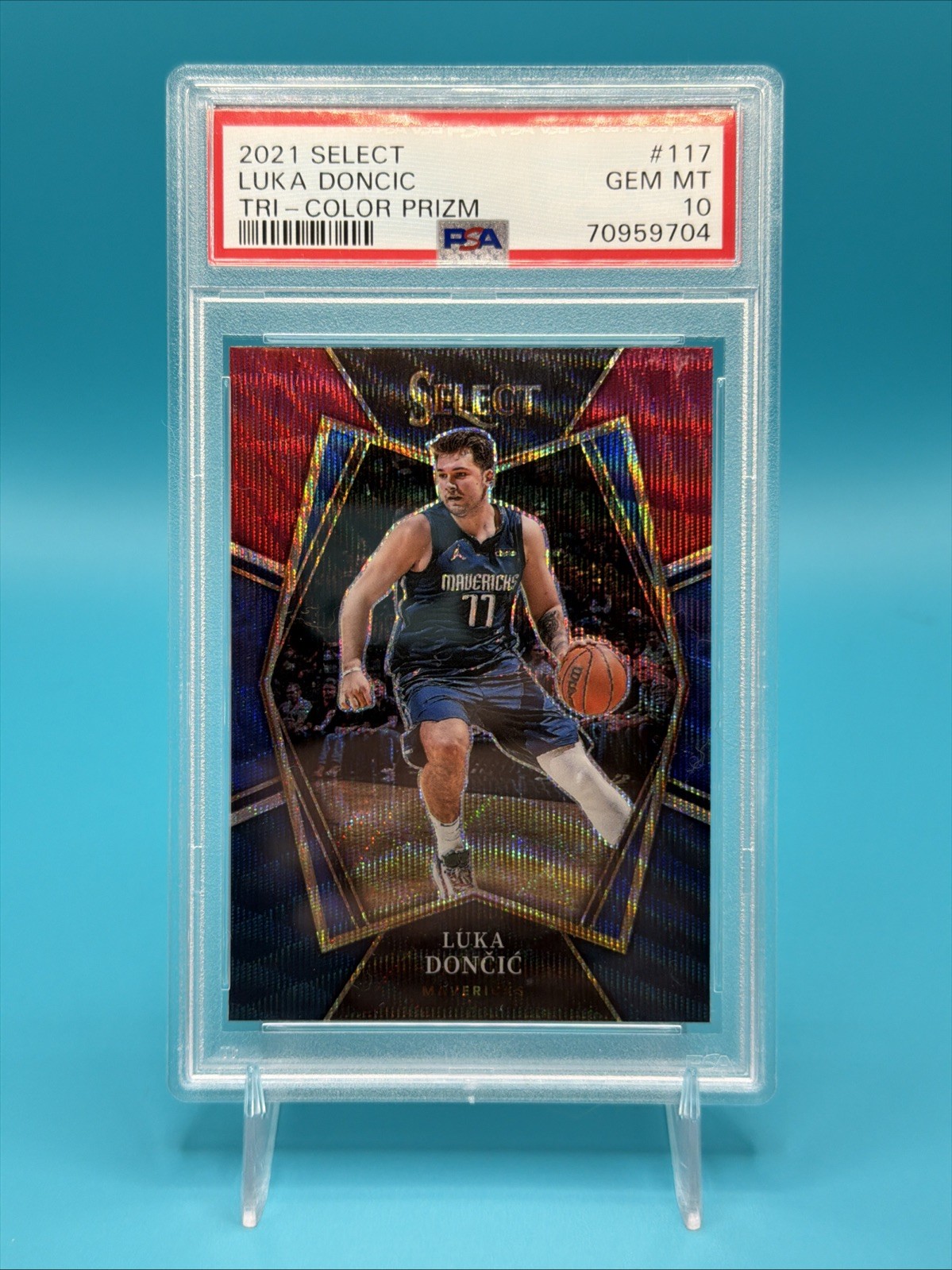2021-22 Panini Select Premier Tri-Color Prizm Luka Doncic #117 PSA 10 Lakers
