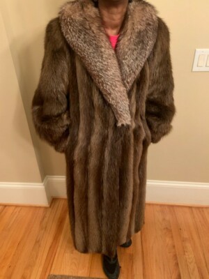 Beaver Fur Coat with Crystal Fox collar. Size 8/10. Excellent condition. 