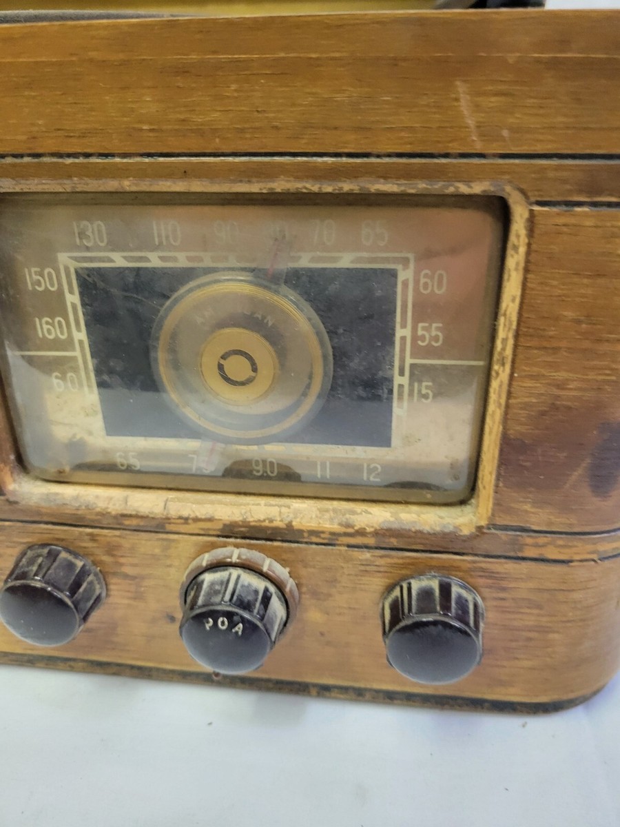 Antique Crosley radio & turntable Model No. 56-TP-L art deco tube