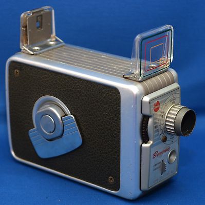 KODAK BROWNIE 8mm Vintage Movie Camera 13mm lens USA