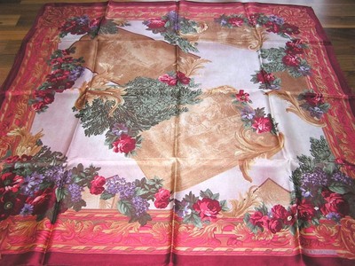 Foulard carré en soie dimension 90x90cm #foulard #hijab #amscarfshop