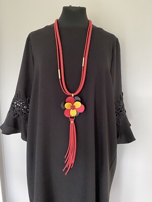 BNWT, ARTY, QUIRKY, LAGENLOOK STATEMENT RUBBER NECKLACE