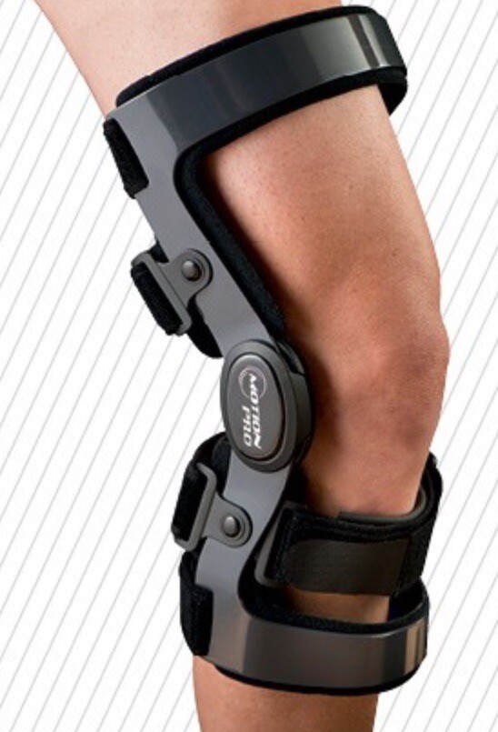 NEW United Ortho Motion Pro Functional Ligament Knee Brace Medium Left