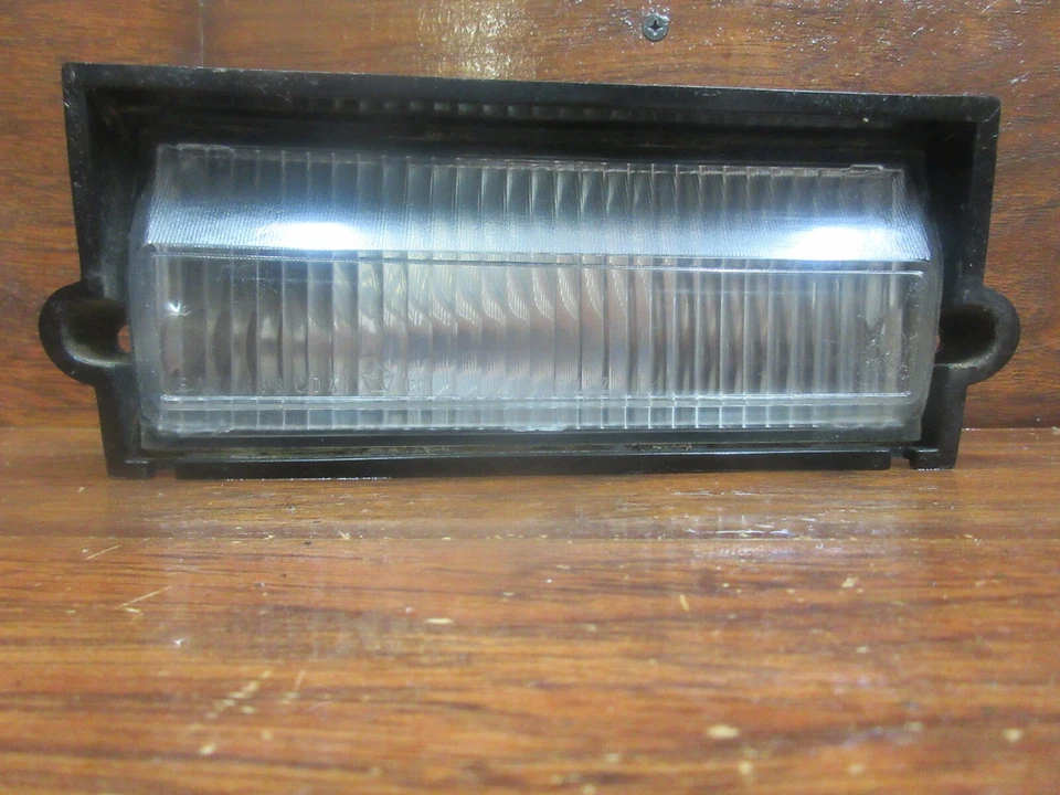 Chrysler New Yorker, Imperial, (FWD): 1989, 1990, 1991, luz esquina delantera derecha Foto 2 de 4