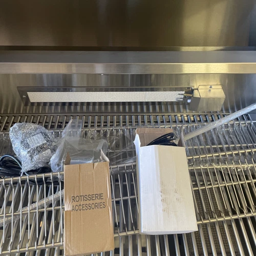 Edgestar GRL420IBBNG 42 Inch Wide Natural Gas Built-In Grill with Rotisserie - Picture 11 of 15