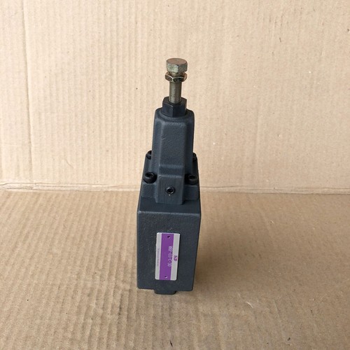 HIP MRP-03-C-30 DRUCKMINDERVENTIL DSG-03-2B2-D24-50 - Bild 8 von 9