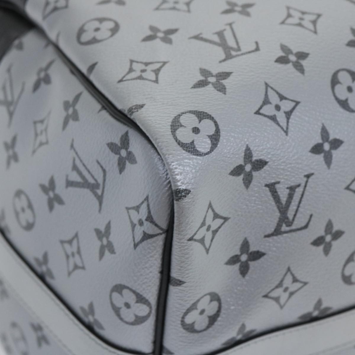 LOUIS VUITTON Eclipse Split Keepall Bandouliere 5… - image 17