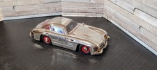 M�rklin Vintage Mercedes-Benz 300 SL Gullwing 1:16 Die-Cast Collector Model