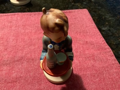 Vintage Goebel Hummel The Waiter 'Herr Ober' Figurine #154/0