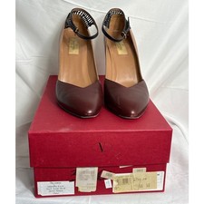 Valentino Garavani Two Tone Leather Ankle Strap Pumps Burgundy Tan Size 39