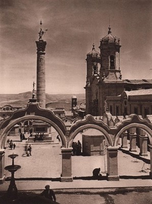 Plaza 6 de Agosto, der zentrale Platz von Potosi. Bolivien 1928 alter Druck