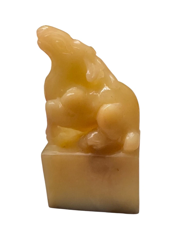 Crystal Frozen Laos Stone Office Ornaments 老挝北部黄麋鹿收藏礼品章 — 第 2/3 张图片