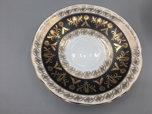 Unusual Salisbury Bone China Black Paneled Teacup & Saucer Gold Gilding Vintage - Picture 15 of 16