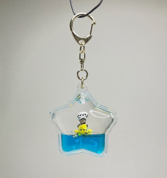 TSUNAMEEZ ONE PIECE LIQUID KEYCHAIN- Law | eBay