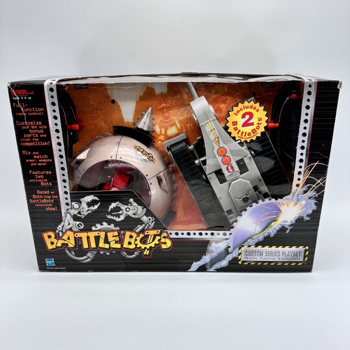 Battle Bots Custom Series Tiger Electronics RC Hasbro 2001 Dooall