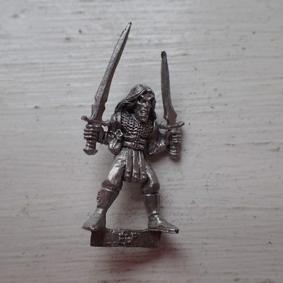 Citadel Warhammer 80er Elfenkrieger Morrigan